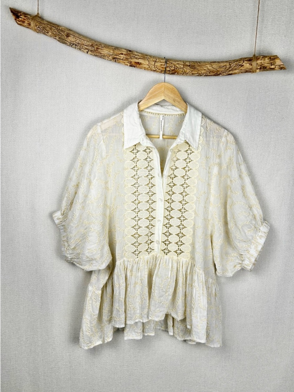 Anthro Cream Embroidered Peplum Blouse - Lace Detail Boho Cottagecore Top